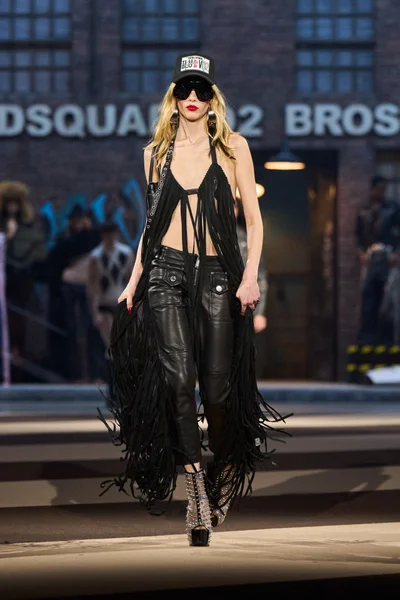 Look 21